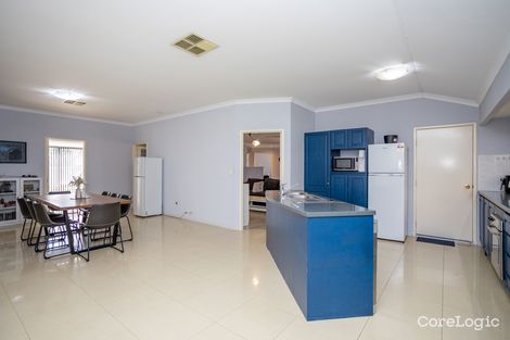 Property photo of 5 Froudist Circle Southern River WA 6110