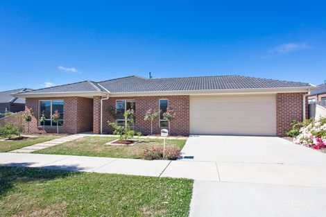 49 Elegante Rd, Winter Valley, VIC 3358