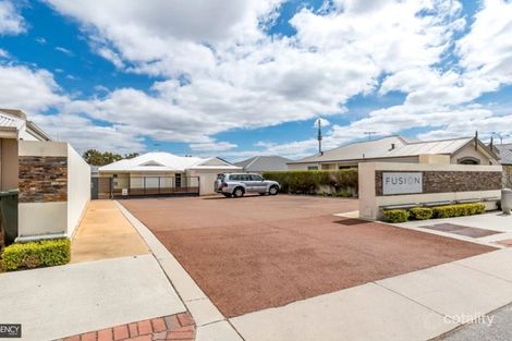 Property photo of 15/15 Crosthwait Circle Tapping WA 6065