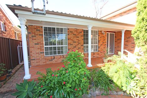 Property photo of 12 Dalgety Crescent Green Point NSW 2251