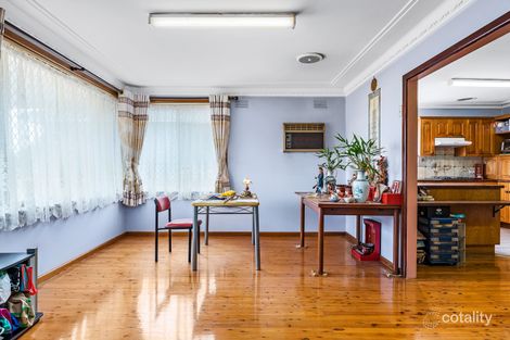 Property photo of 30 Waratah Crescent Macquarie Fields NSW 2564