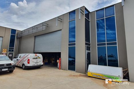 2/121 Pipe Rd, Laverton North, VIC 3026