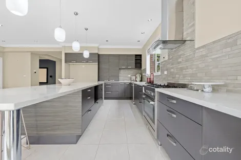 Property photo of 47 Princes Circuit Craigieburn VIC 3064