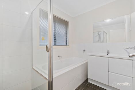 Property photo of 81 Carman Loop Macgregor ACT 2615