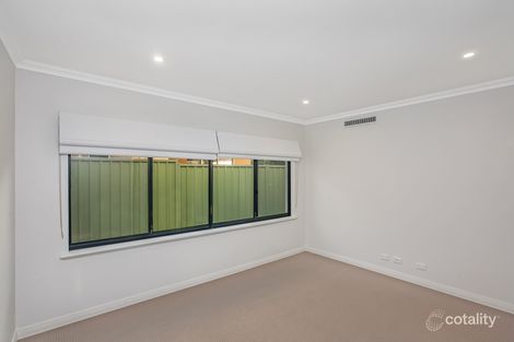 Property photo of 8 Howard Parade Salter Point WA 6152