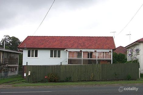 210 Webster Rd, Stafford, QLD 4053