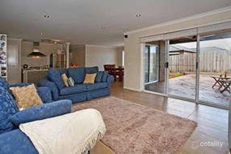 Property photo of 23 Malbec Loop Waurn Ponds VIC 3216