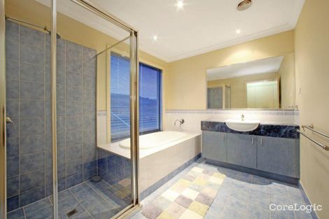 Property photo of 30 Langhorne Crescent Rowville VIC 3178