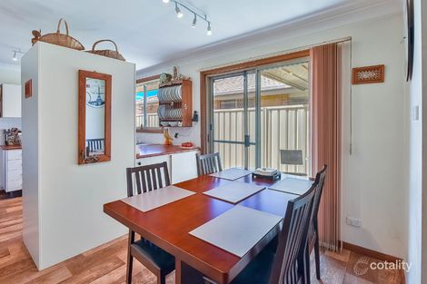 Property photo of 1/303 Copperfield Drive Rosemeadow NSW 2560