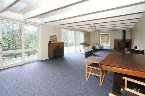 Property photo of 50 Old Coach Road Mount Dandenong VIC 3767