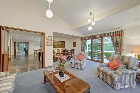 Property photo of 2 Laurel Hill Drive Eltham North VIC 3095