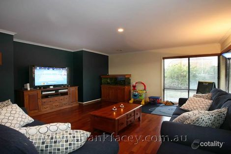 Property photo of 8 Coronel Way Beaconsfield VIC 3807