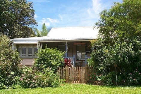 2-4 Roseblade St, Yungaburra, QLD 4884