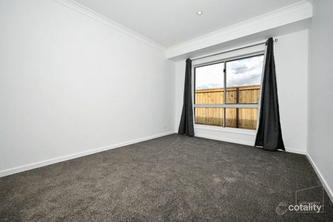 Property photo of 2 Myrtle Place Nirimba QLD 4551