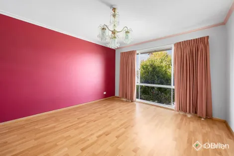 Property photo of 11 Sunset Place Hampton Park VIC 3976