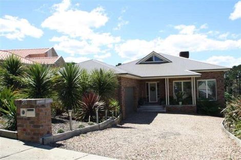 24 Greenhill Ct, Sunbury, VIC 3429