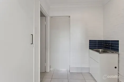 Property photo of 3/5 Herbert Street Bundamba QLD 4304