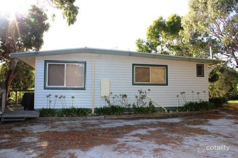 Property photo of 2 Cantor Drive Venus Bay VIC 3956