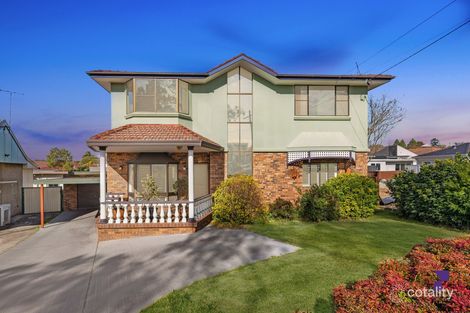 15 Peter Cres, Greenacre, NSW 2190