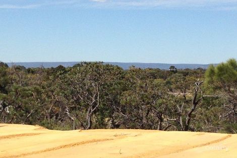 124 Bodeman Rd, Wandi, WA 6167