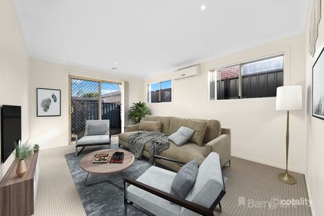 Property photo of 34 Sienna Way Pakenham VIC 3810