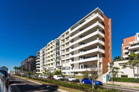 Property photo of 808/6 Nuvolari Place Wentworth Point NSW 2127