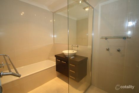 Property photo of 2/15 South Quay Drive Biggera Waters QLD 4216