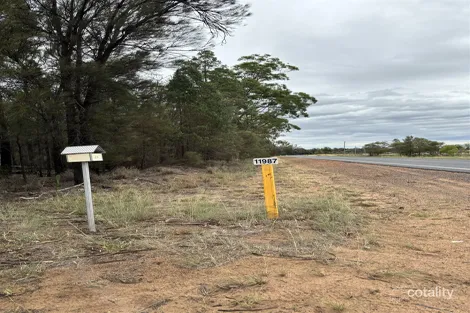 Property photo of 11987 Gore Highway Wattle Ridge QLD 4357