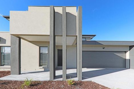 Property photo of 10 Westgate Avenue Wallan VIC 3756