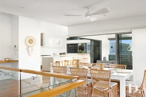 Property photo of 9 Oceanfront Drive Sapphire Beach NSW 2450