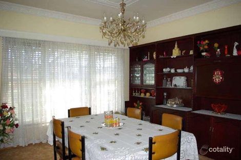 Property photo of 32 Cornwall Road Sunshine VIC 3020