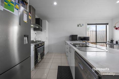 Property photo of 39 Caversham Drive Pakenham VIC 3810