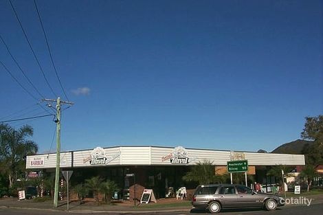 2 Turner St, Beerwah, QLD 4519