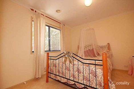 Property photo of 14 Bandt Place Dunlop ACT 2615