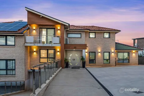 Property photo of 12 Tunnack Close West Hoxton NSW 2171