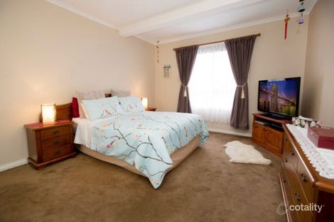 Property photo of 1 Howard Place Seymour VIC 3660
