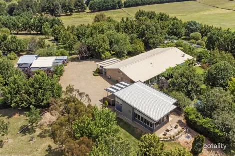 Property photo of 8 Glover Drive Yass NSW 2582