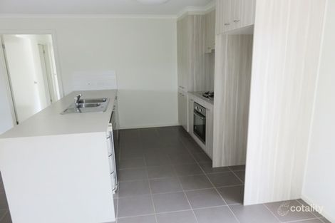 Property photo of 18 Rosemond Way Bannockburn VIC 3331