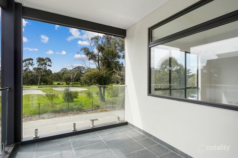 Property photo of 31 Birdie View Cranbourne North VIC 3977