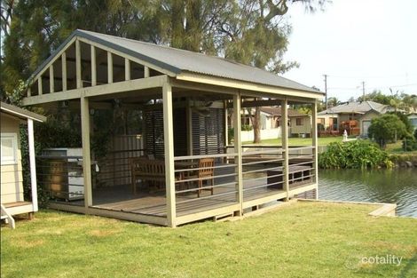 Property photo of 11 Oaks Avenue Kanahooka NSW 2530