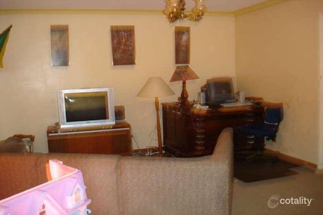 Property photo of 13 Eddington Close Rangeway WA 6530