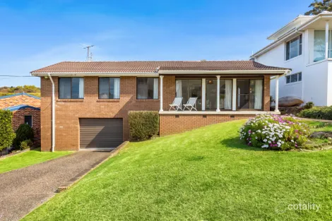 Property photo of 35 Cliff Drive Kiama Downs NSW 2533