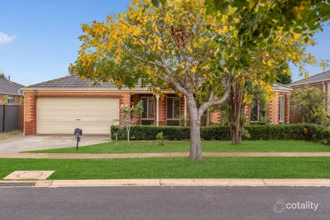 10 Dargy Ambl, Point Cook, VIC 3030