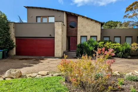 Property photo of 17 Bernards Way Cape Schanck VIC 3939