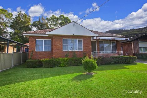 Property photo of 4 Chalmers Street Balgownie NSW 2519
