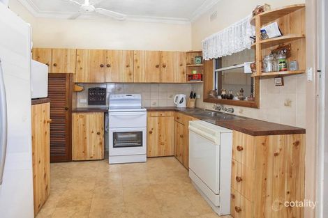 Property photo of 4 Chalmers Street Balgownie NSW 2519
