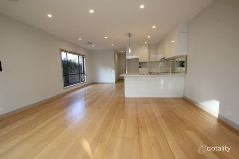 Property photo of 1/12 Kitchener Street Hughes ACT 2605