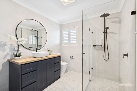 Property photo of 167 Geoffrey Road Chittaway Point NSW 2261