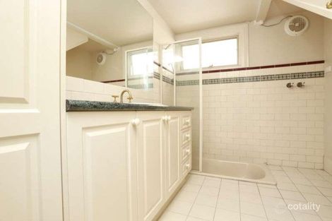 Property photo of 24 Bowen Street Prahran VIC 3181