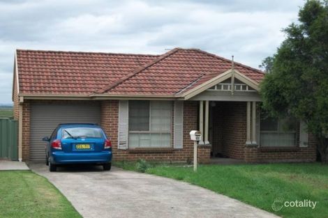 Property photo of 31 Gundaroo Circuit Maryland NSW 2287